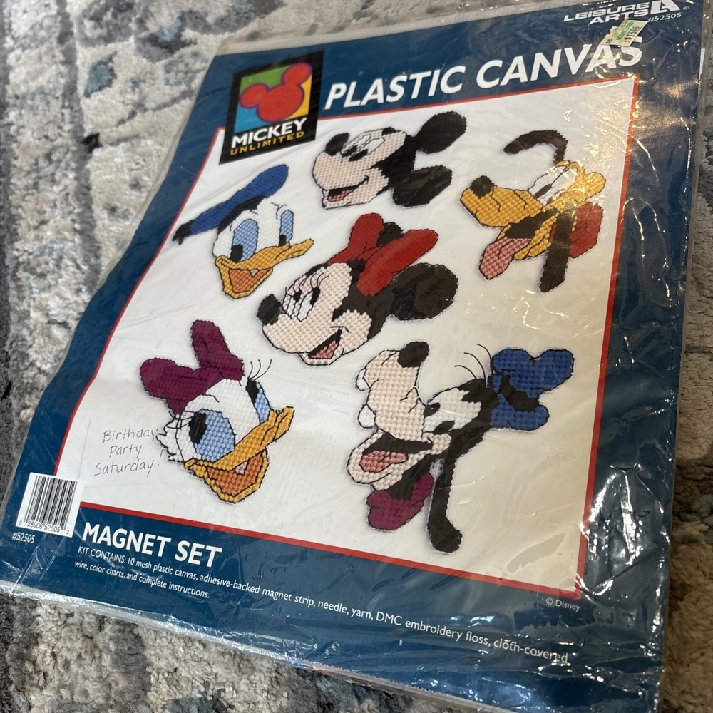 Vtg Mickey Mouse Cross Stitch Magnets In Plastic Canvas Designs Booklet 52505